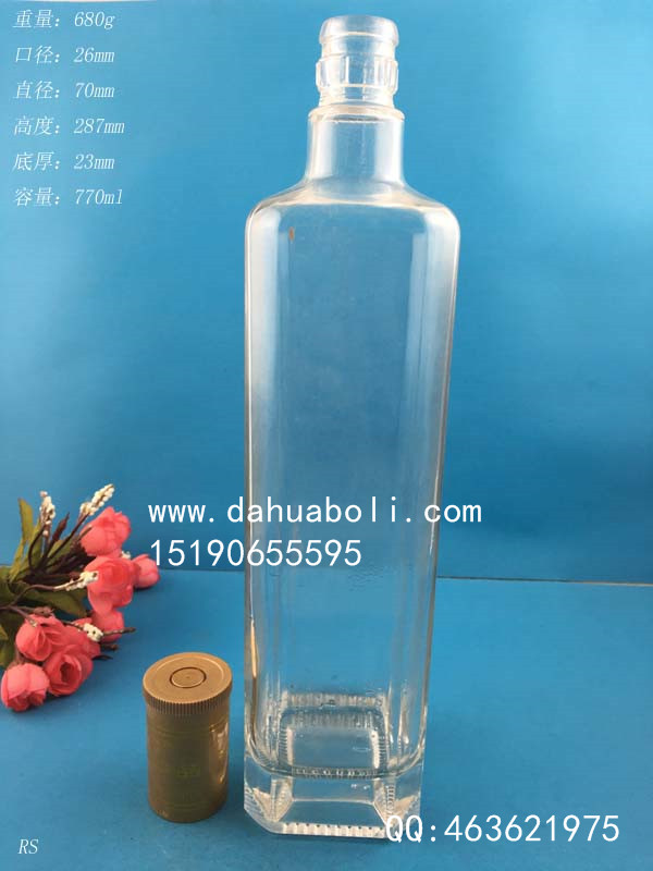 750ml长方形玻璃酒瓶